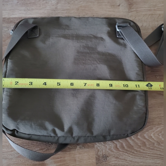 Bagallini Crossbody Bag - Picture 3 of 6